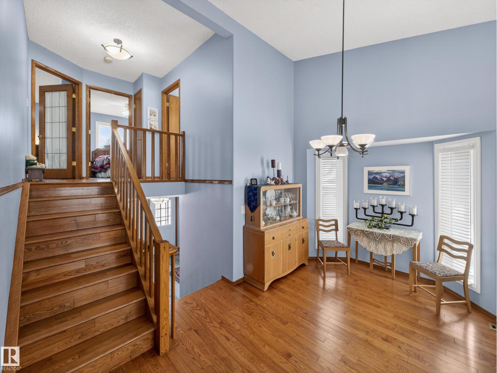 #7 85 GERVAIS RD - 37