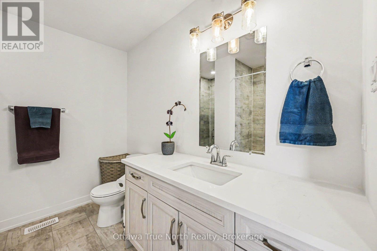 1196 FLAT RAPIDS ROAD - 18
