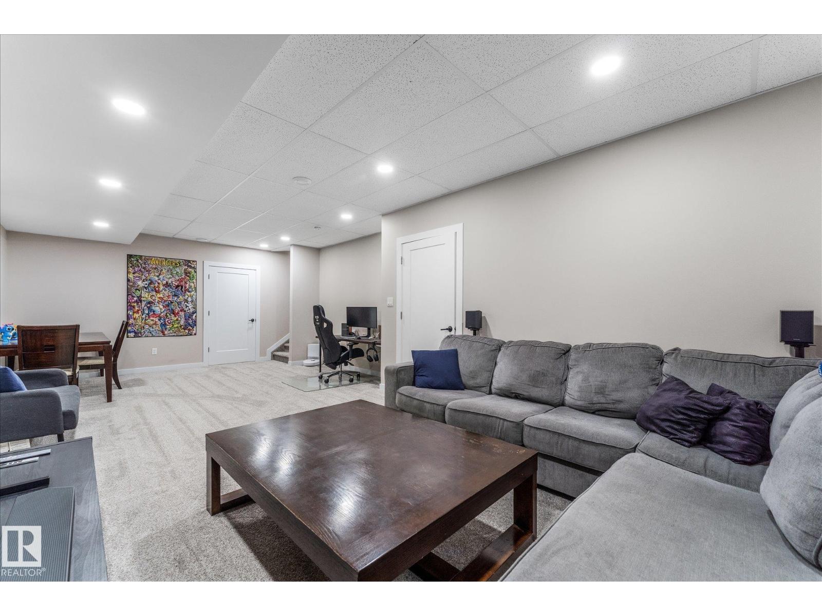 83 BRICKYARD DR — photo 35