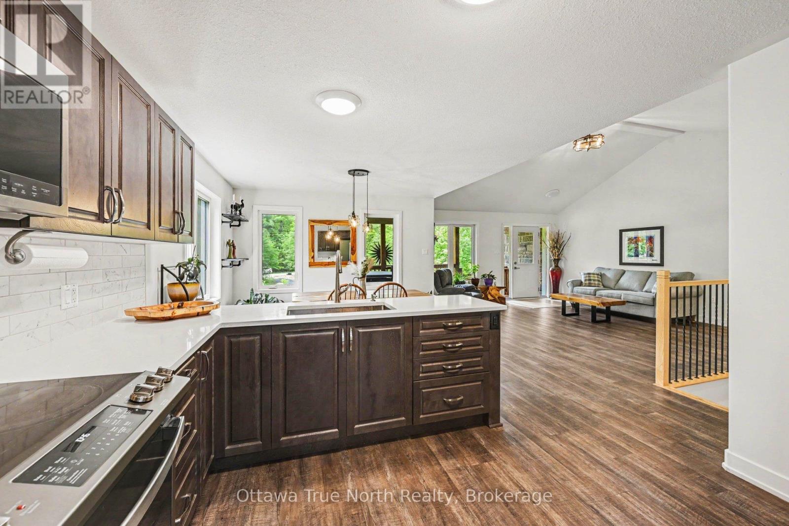 1196 FLAT RAPIDS ROAD - 9