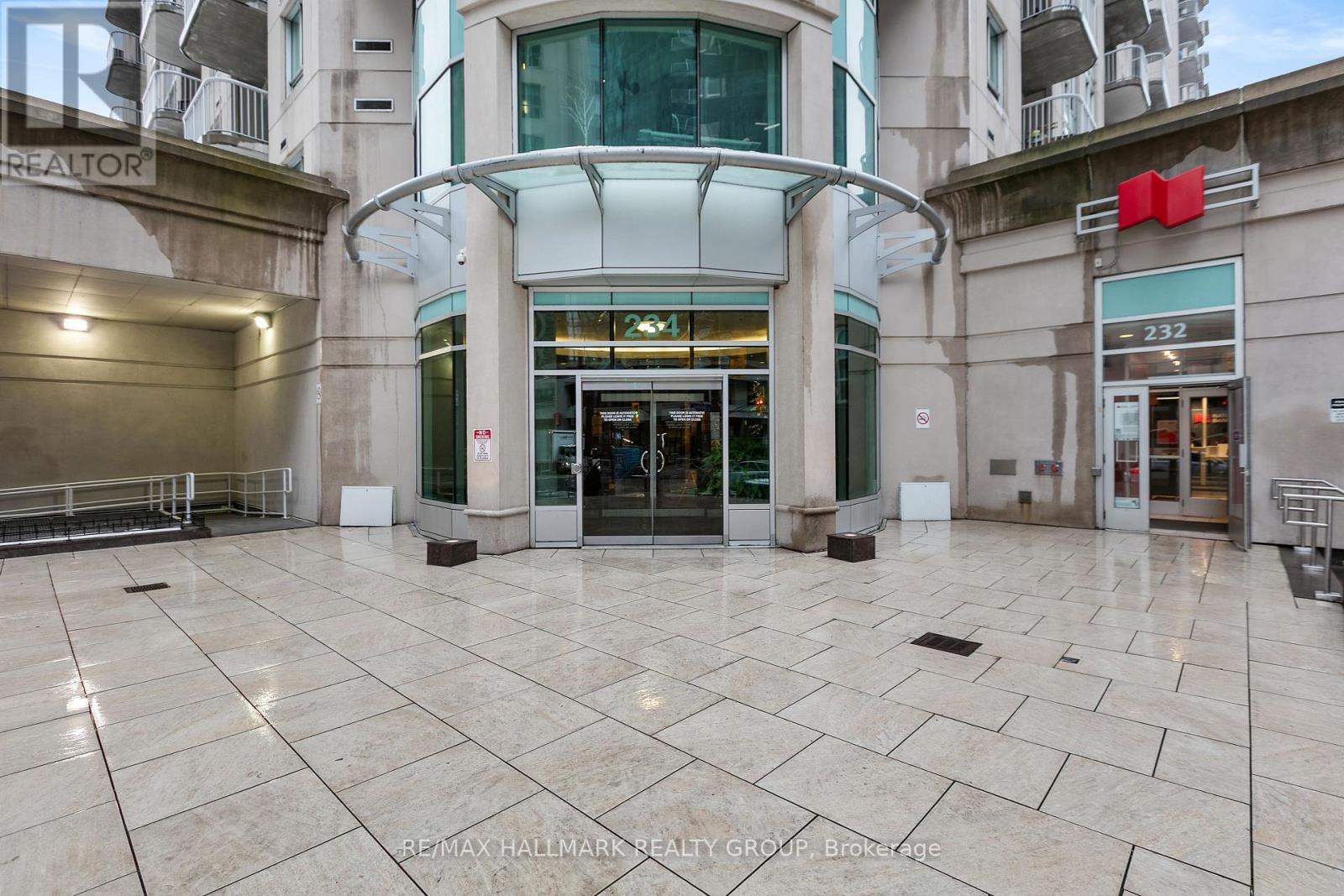 1 Bed, 1 Bath House for Sale in Ottawa – 1509 – 234 RIDEAU STREET, Ottawa – MLS# X13438870 - Image 2