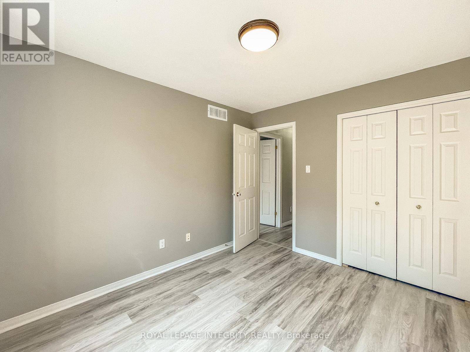 3 Bed, 3 Bath House for Rent in Ottawa – 172 GRAY CRESCENT, Ottawa – MLS# X13438822 - Image 25