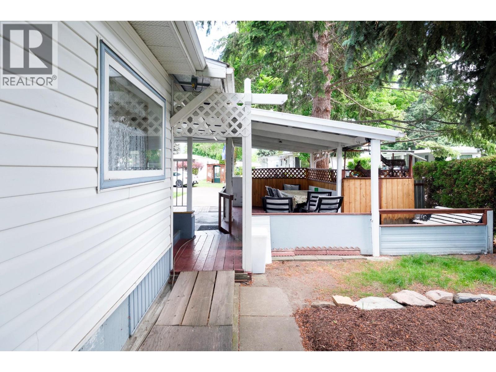 #96 3535 Casorso Road Lot# 96 - 17