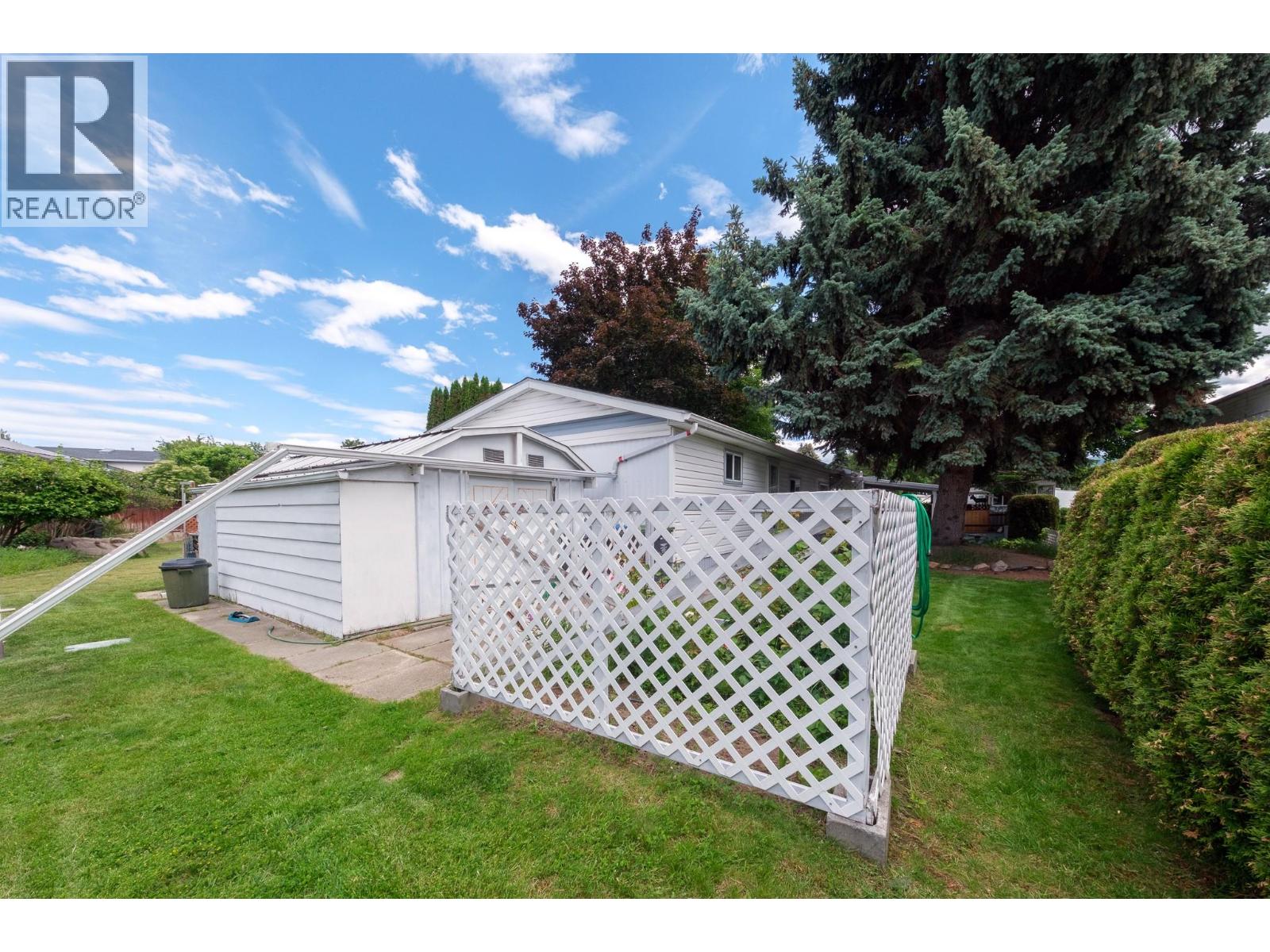 #96 3535 Casorso Road Lot# 96 - 20