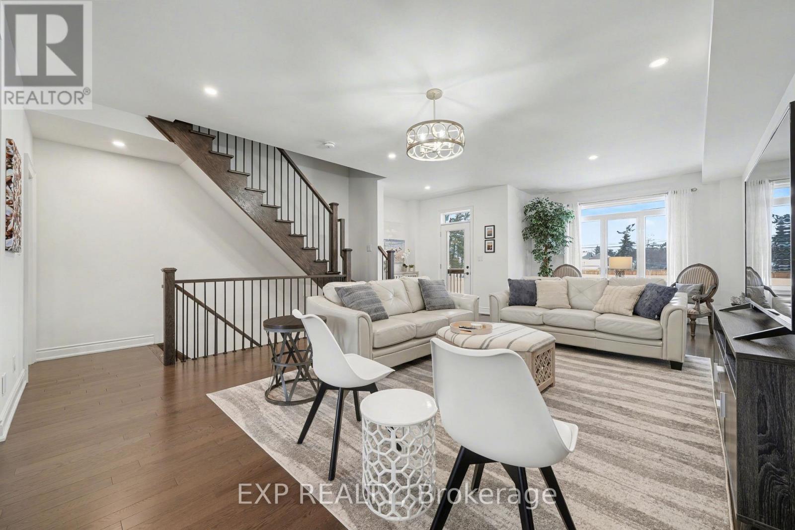 22 18TH STREET N - 13