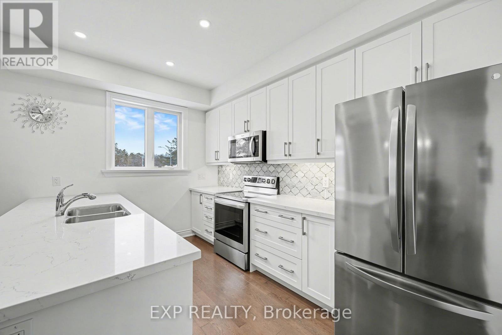 22 18TH STREET N - 19