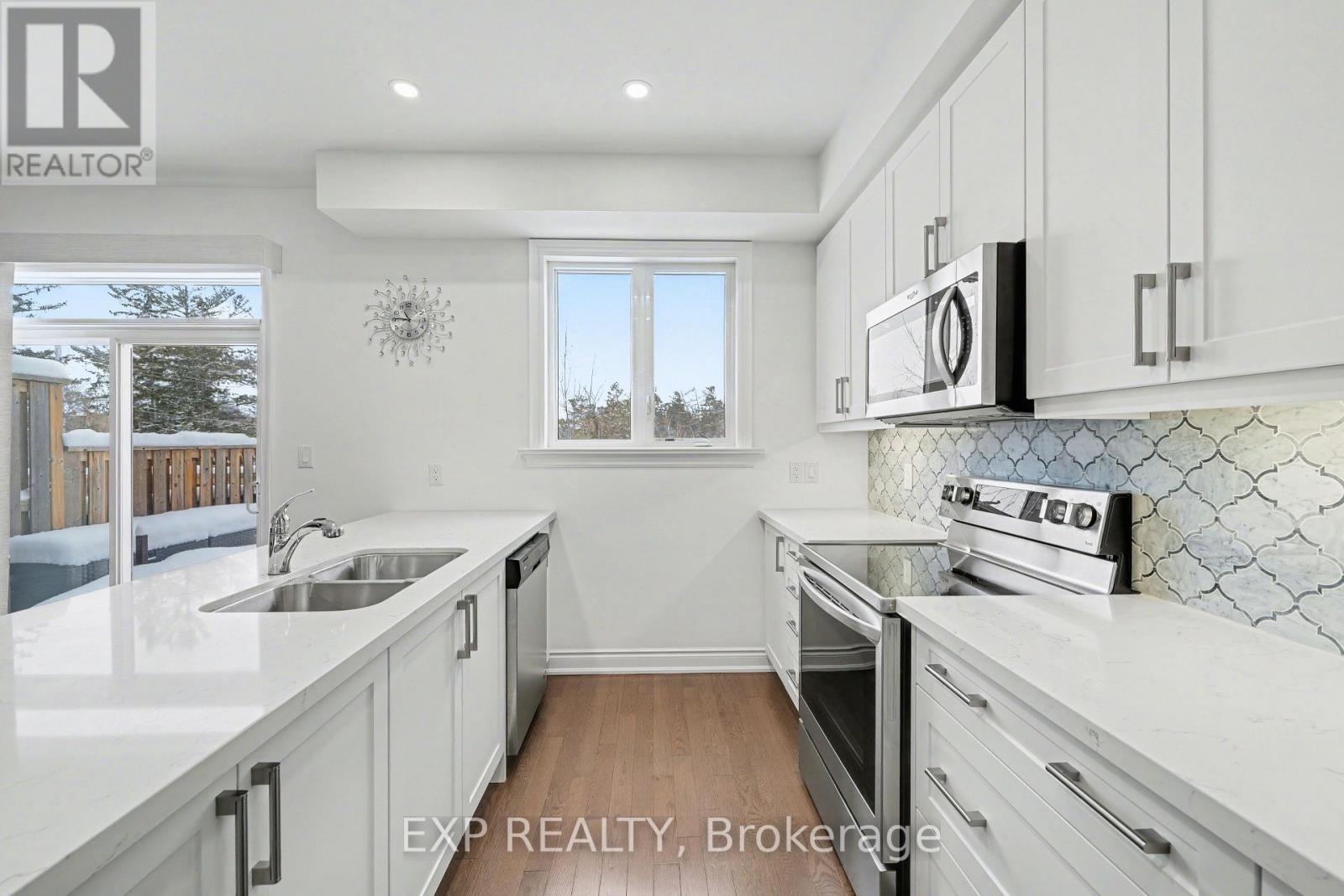 22 18TH STREET N - 20