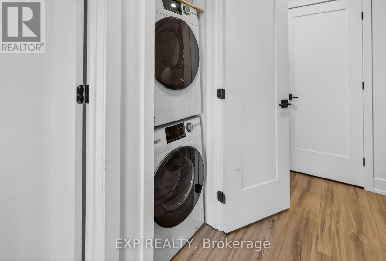 271 DUNCAIRN AVENUE - 9
