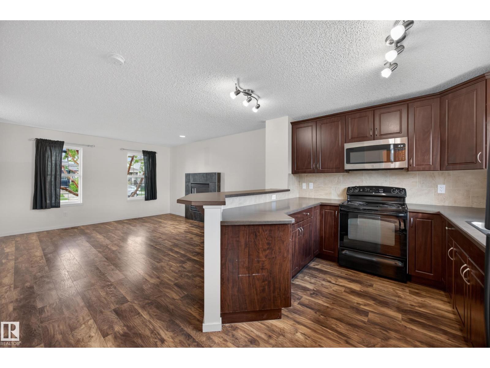 3634 12 ST NW - 14