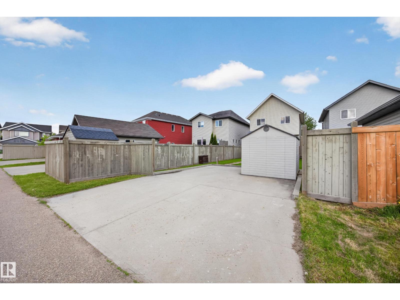 3634 12 ST NW - 48