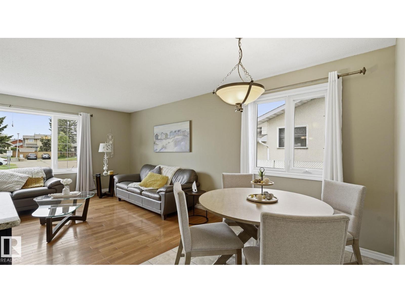 11020 162A AV NW - 11