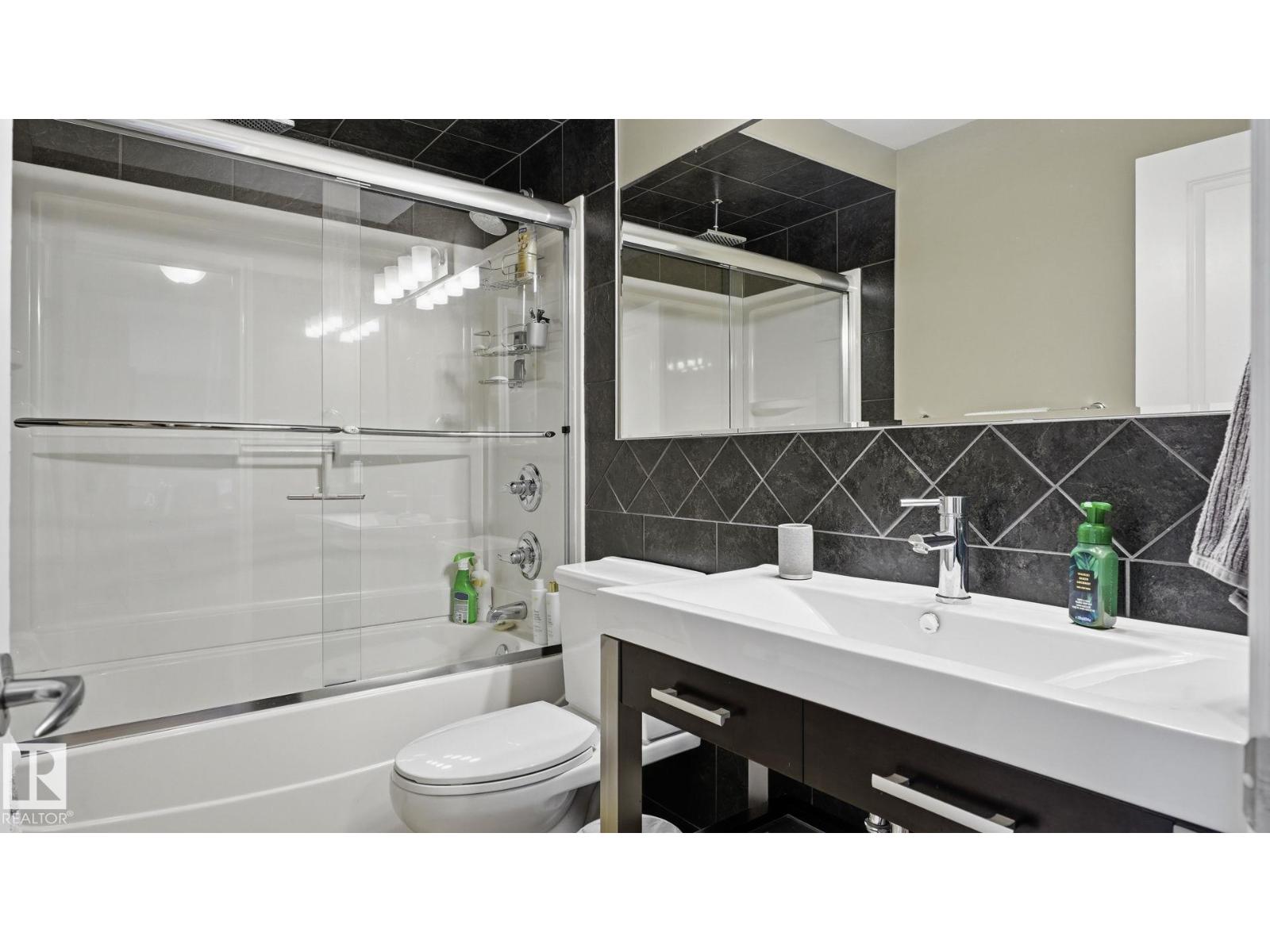 11020 162A AV NW - 23