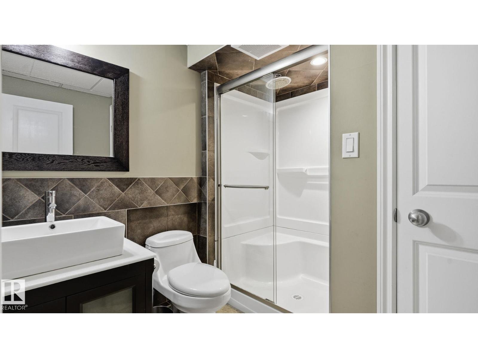 11020 162A AV NW - 32