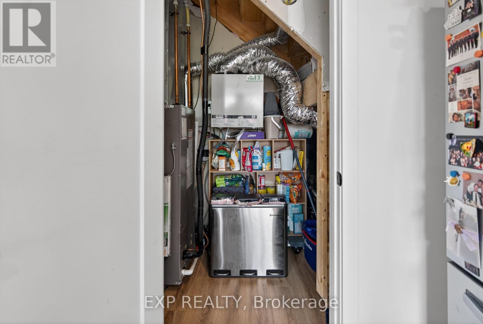 271 DUNCAIRN AVENUE - 18