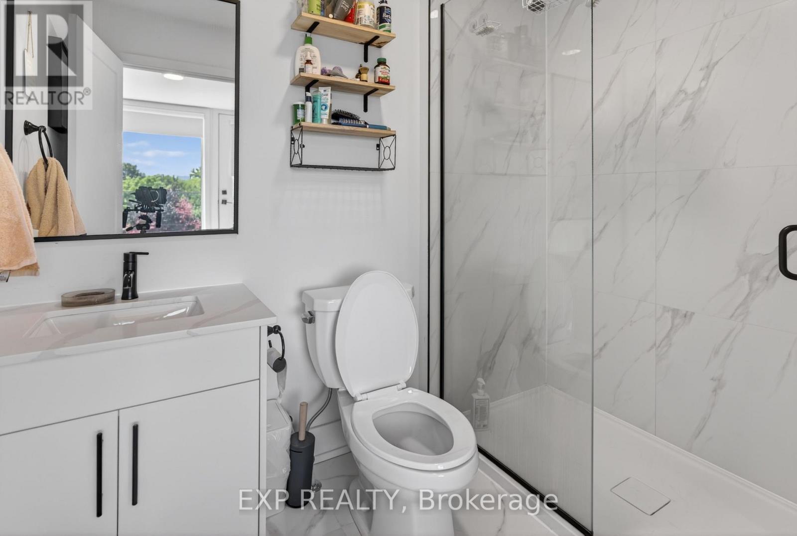 271 DUNCAIRN AVENUE - 7