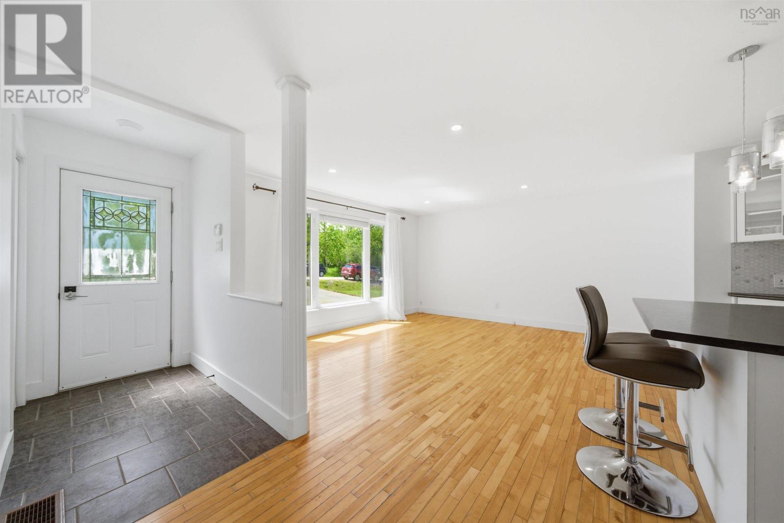 Property 2 of 49 of 53 Maclaughlin Road