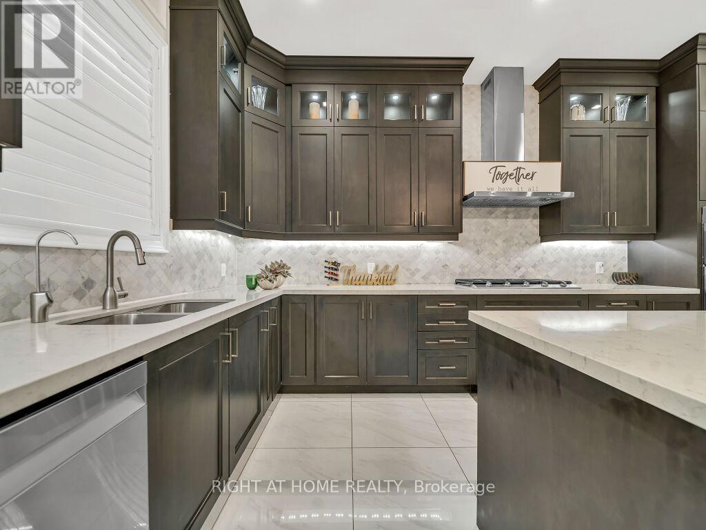 12 HACKWOOD HEIGHTS - 16
