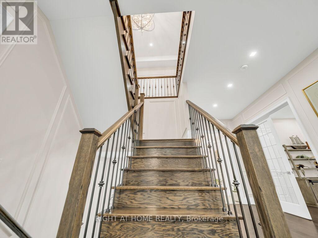 12 HACKWOOD HEIGHTS - 24