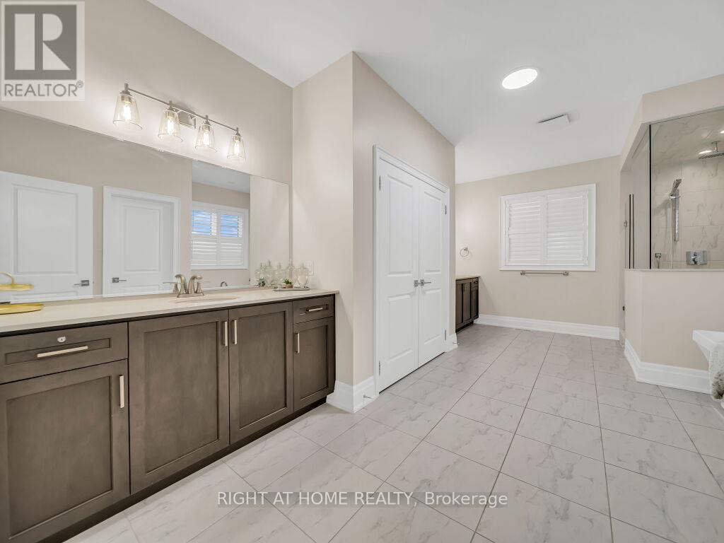 12 HACKWOOD HEIGHTS - 29