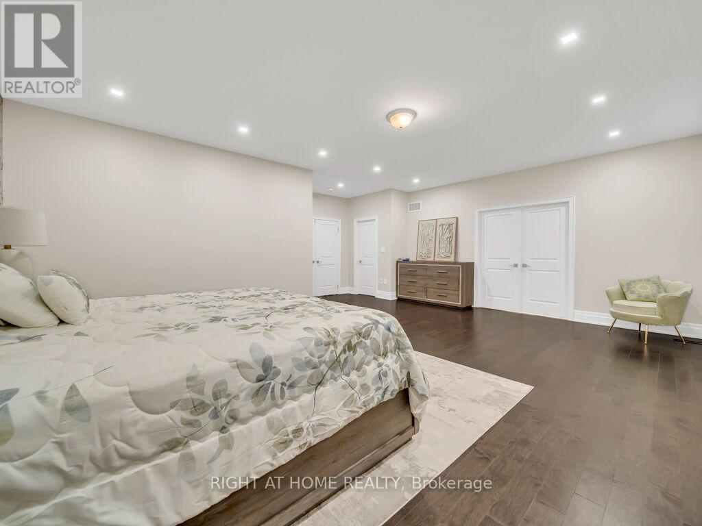 12 HACKWOOD HEIGHTS - 30