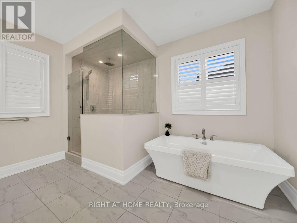 12 HACKWOOD HEIGHTS - 31