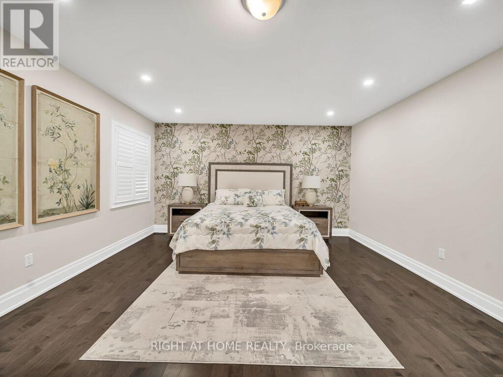 12 HACKWOOD HEIGHTS - 28