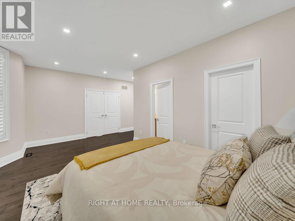 12 HACKWOOD HEIGHTS - 38