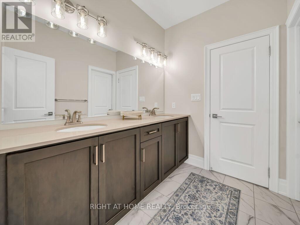 12 HACKWOOD HEIGHTS - 39