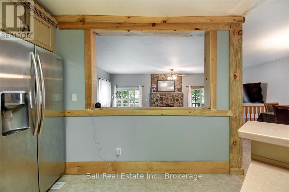 611 SKENE ROAD - 12