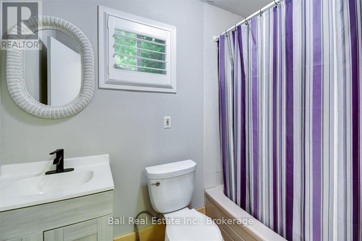 611 SKENE ROAD - 17