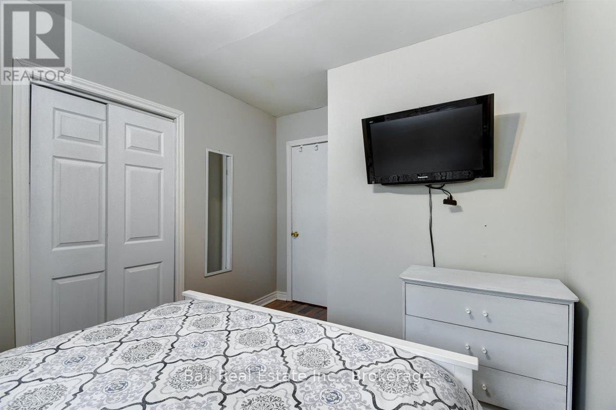 611 SKENE ROAD - 29