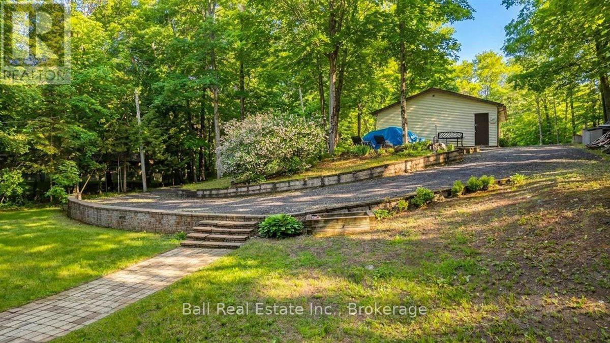 611 SKENE ROAD - 35