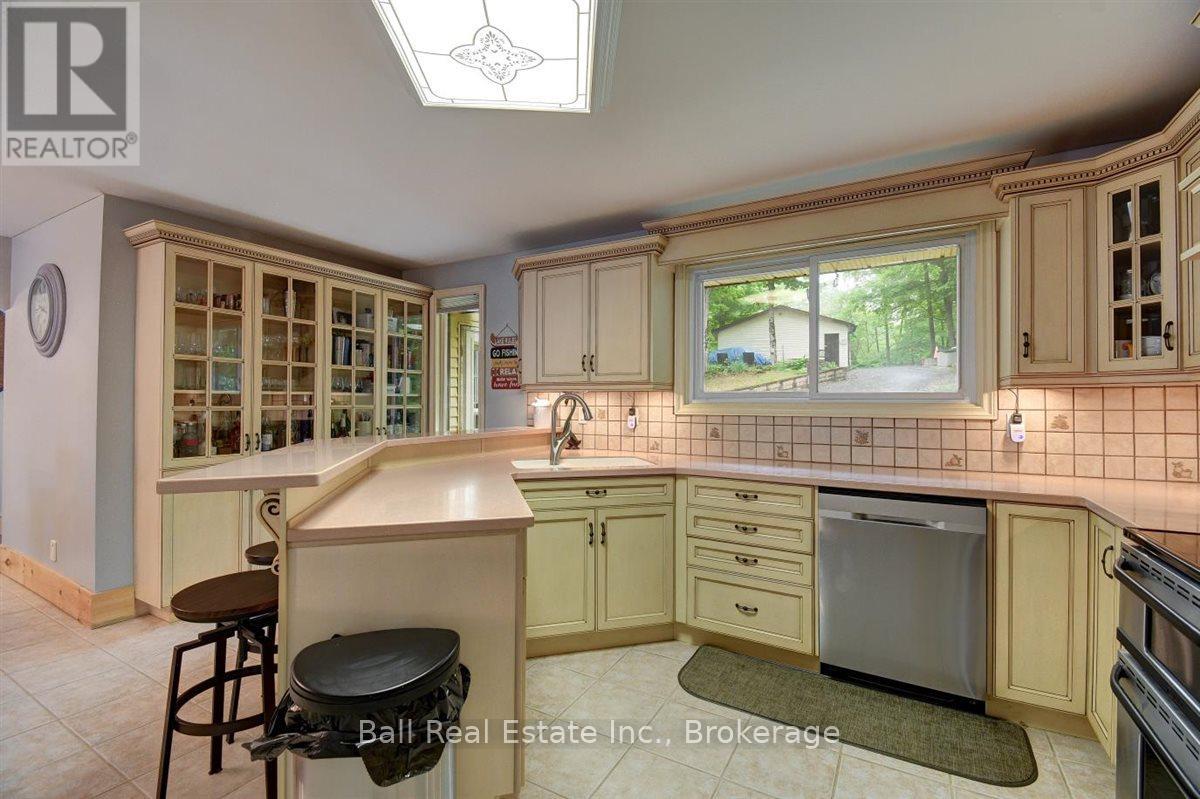 611 SKENE ROAD - 9
