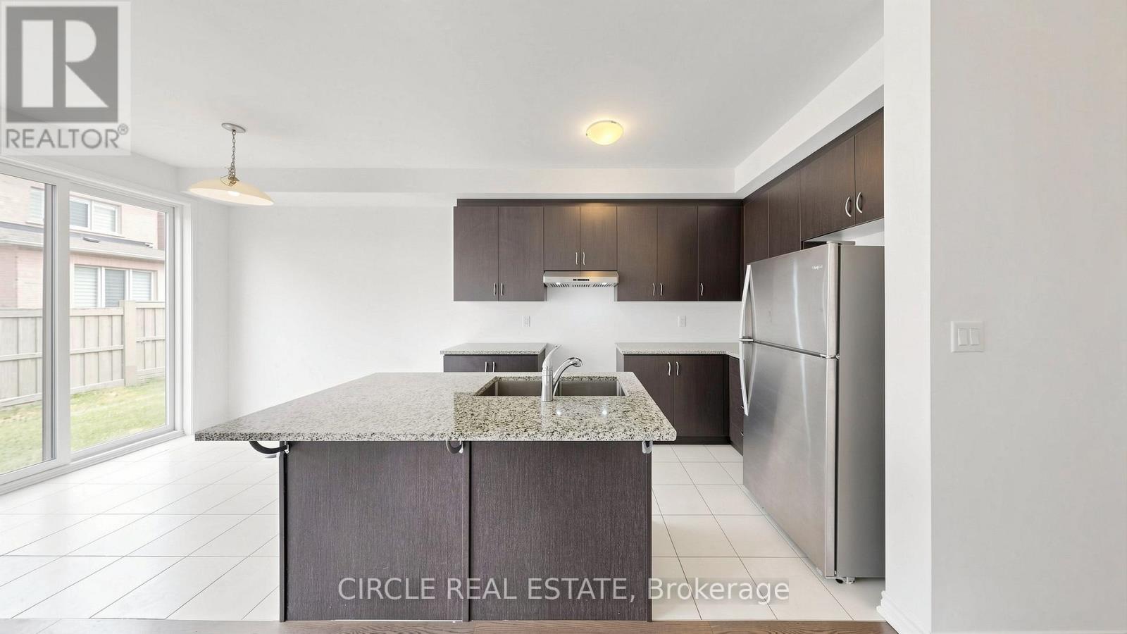 84 KEPPEL CIRCLE - 17