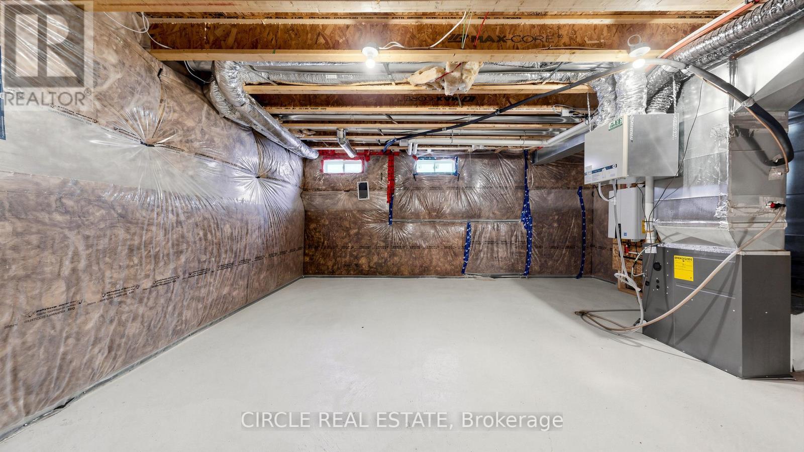 84 KEPPEL CIRCLE - 45