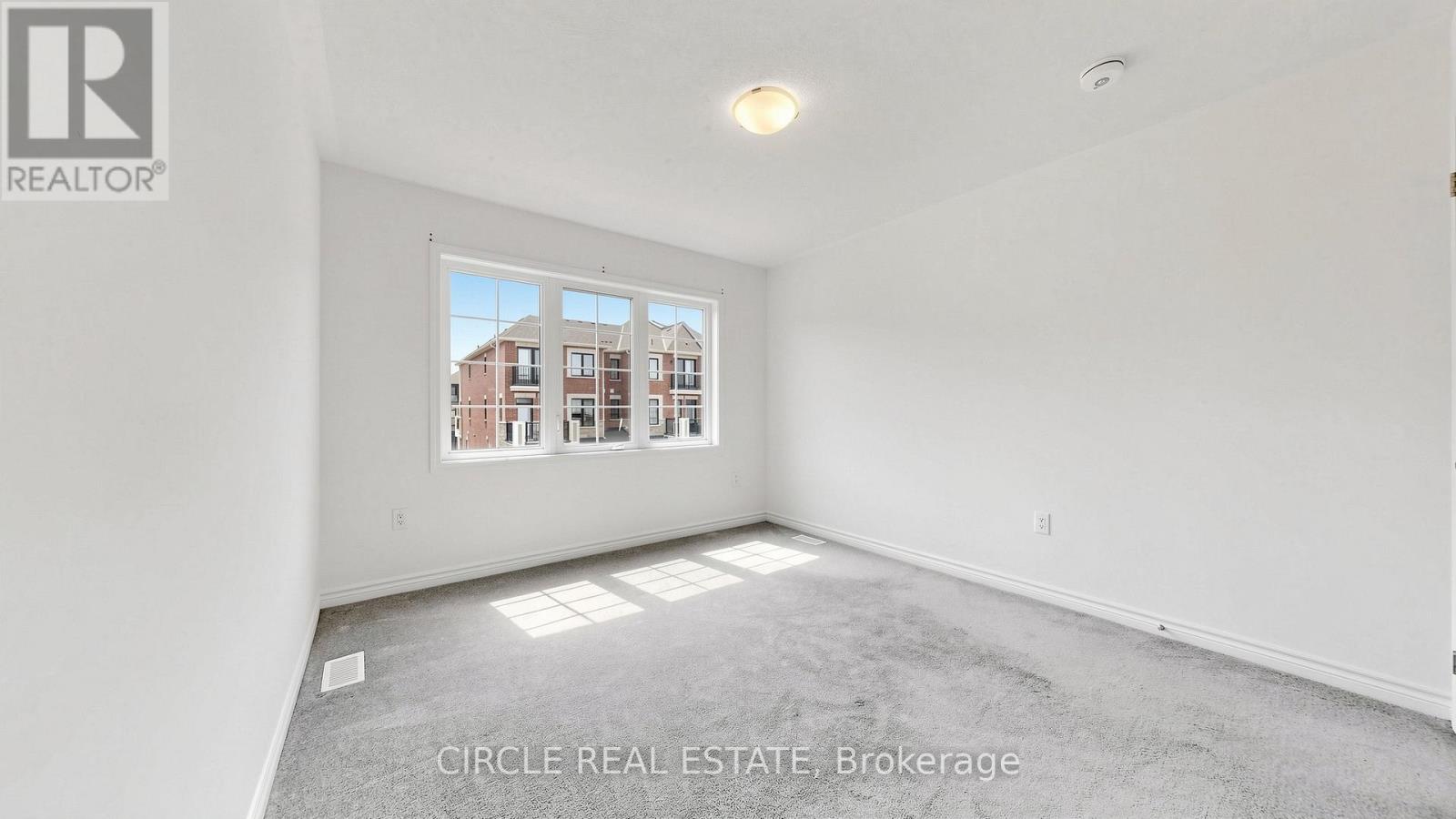 84 KEPPEL CIRCLE - 32