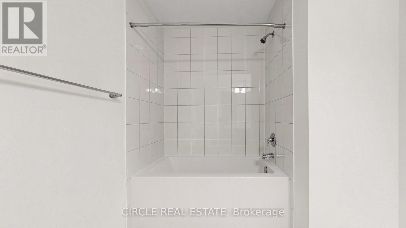 84 KEPPEL CIRCLE - 40