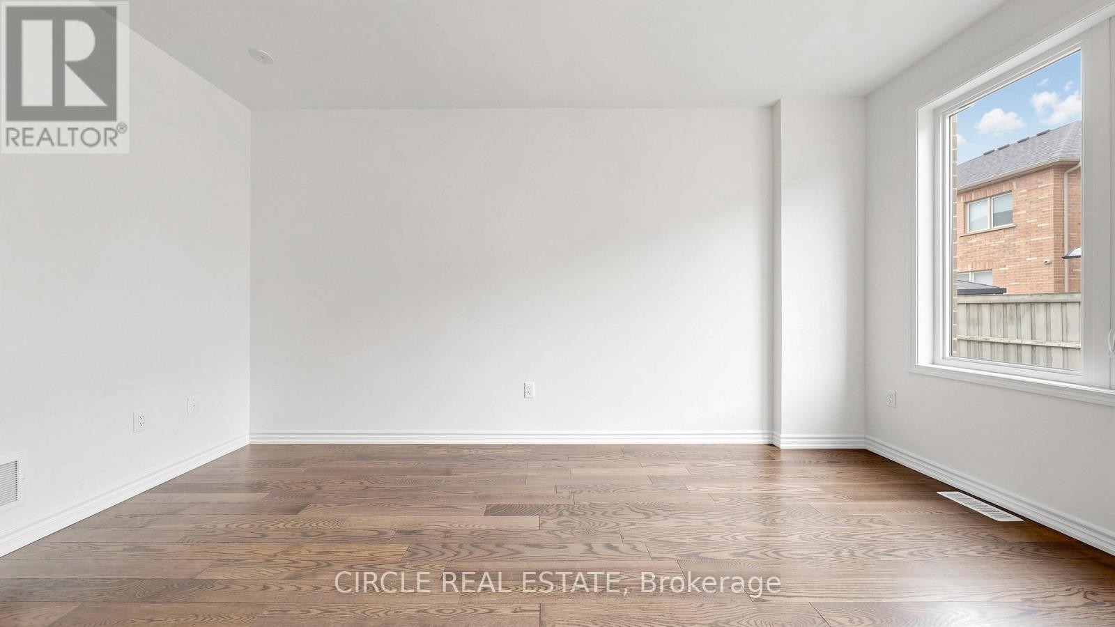 84 KEPPEL CIRCLE - 8