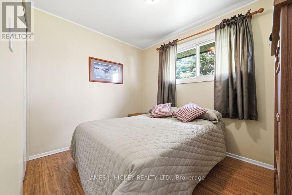 23 THOMAS STREET - 22