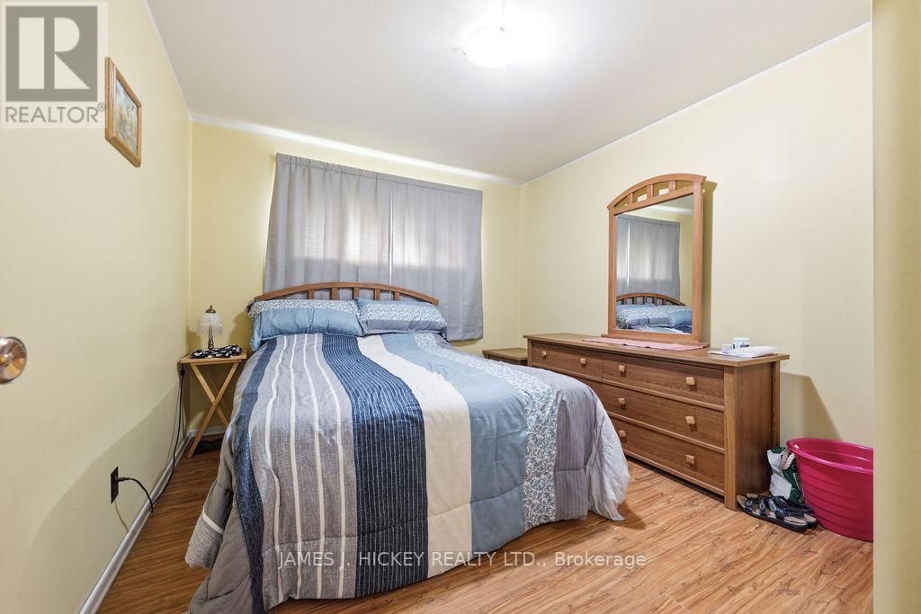 23 THOMAS STREET - 16