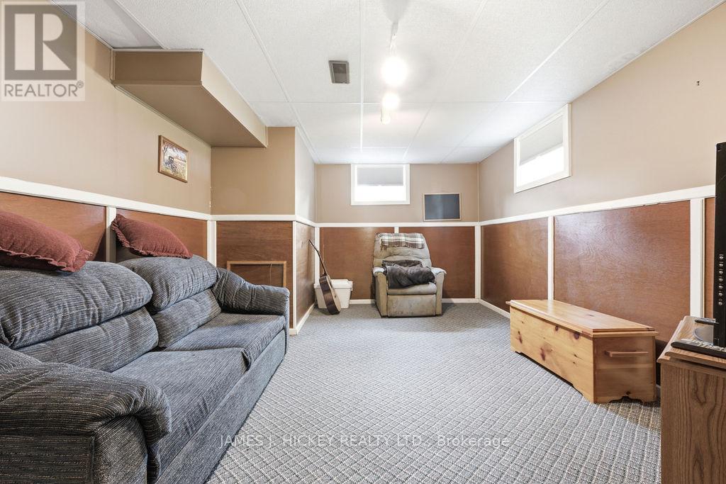 23 THOMAS STREET - 24