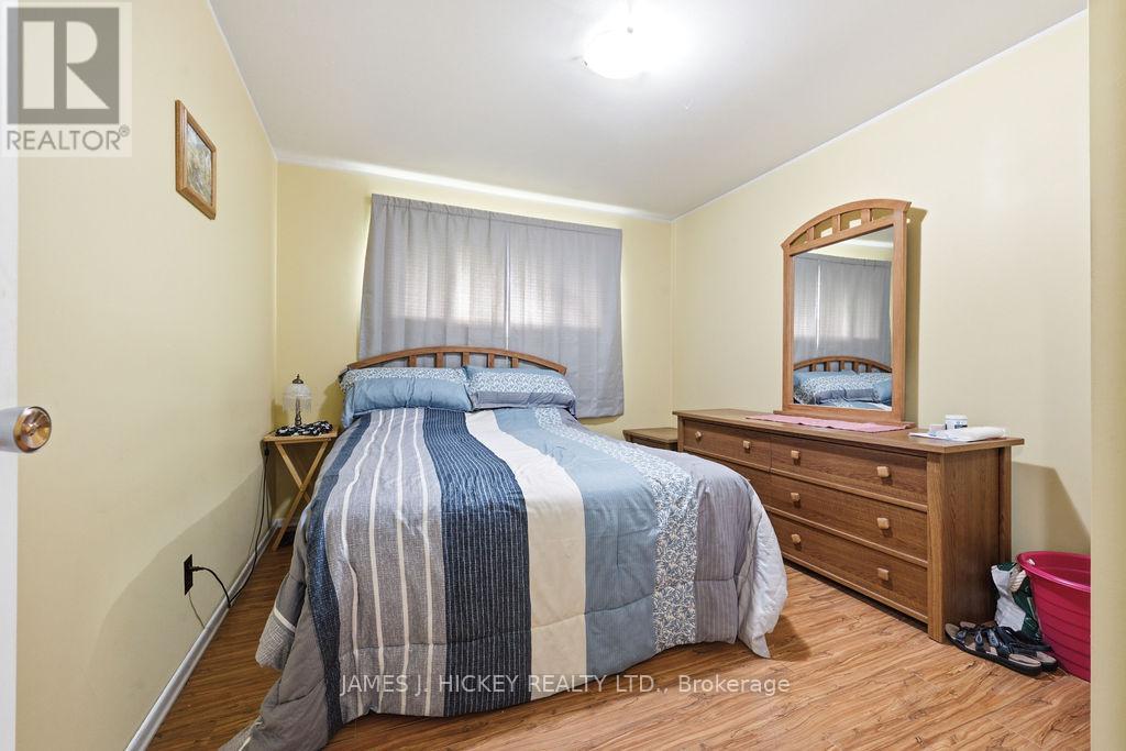 23 THOMAS STREET - 17
