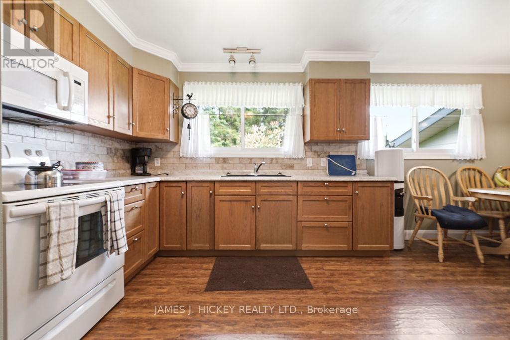 23 THOMAS STREET - 6