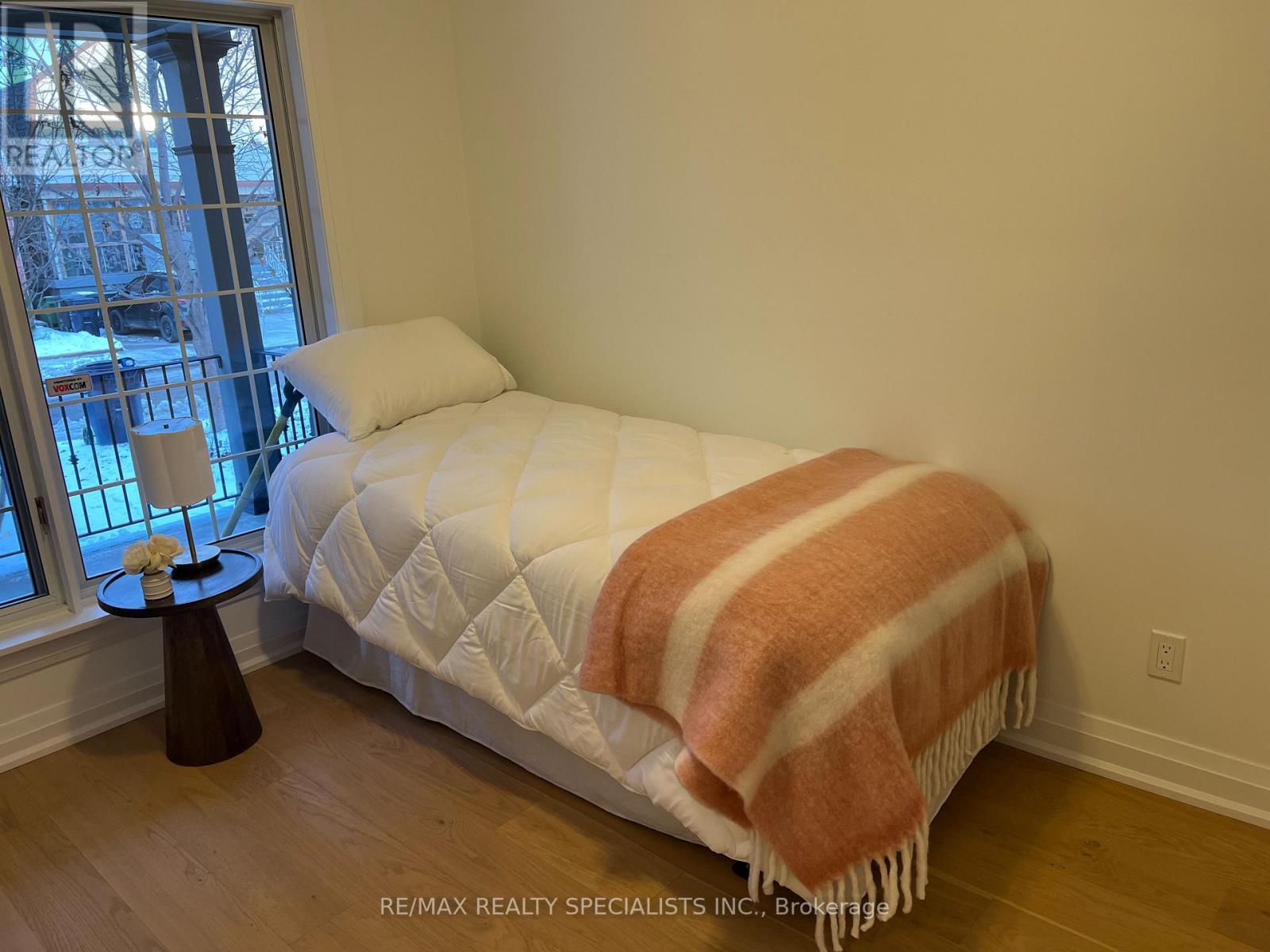 252 EARLSCOURT AVENUE - 8
