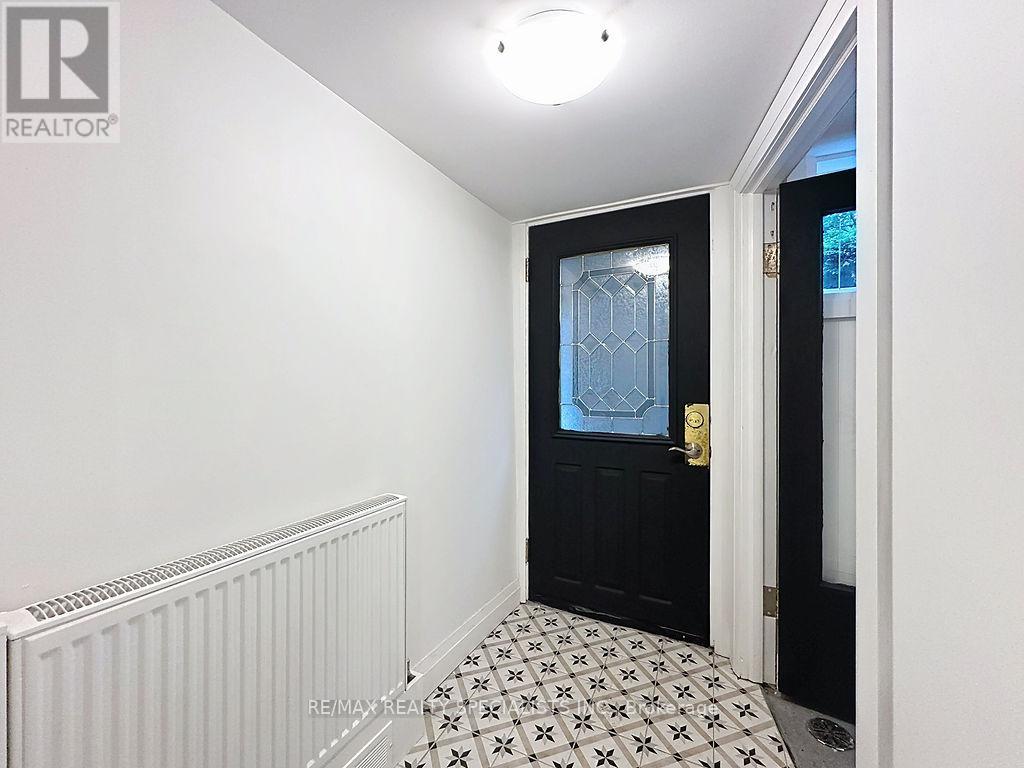 252 EARLSCOURT AVENUE - 42