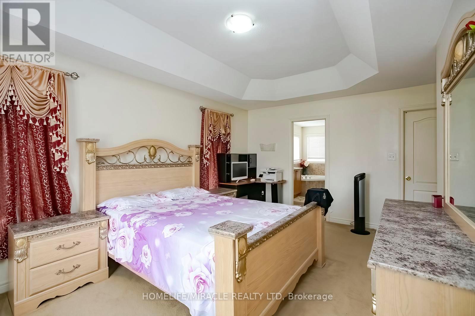 1 BUCKLER STREET - 28