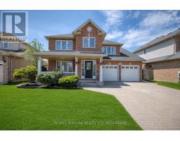 47 HONEY LOCUST CIRCLE