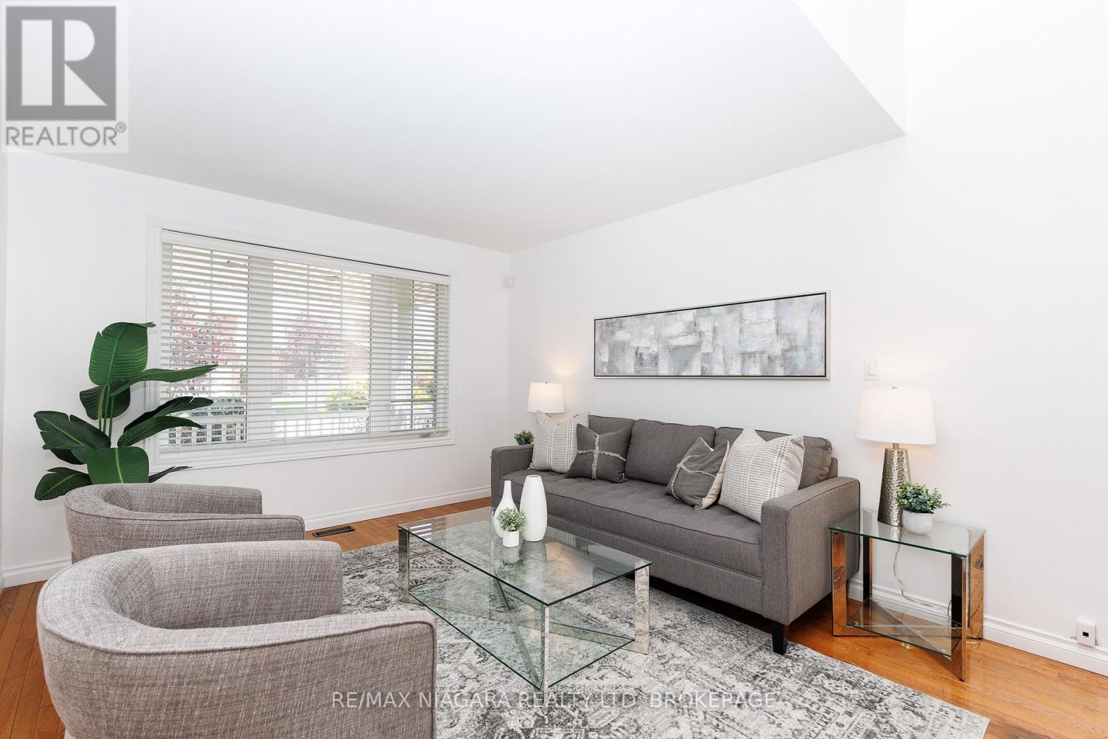 47 HONEY LOCUST CIRCLE - Image 7