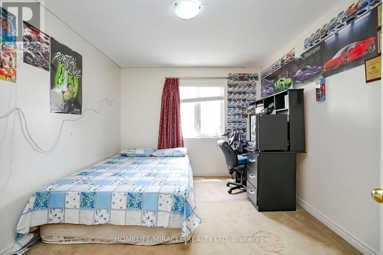 1 BUCKLER STREET - 34