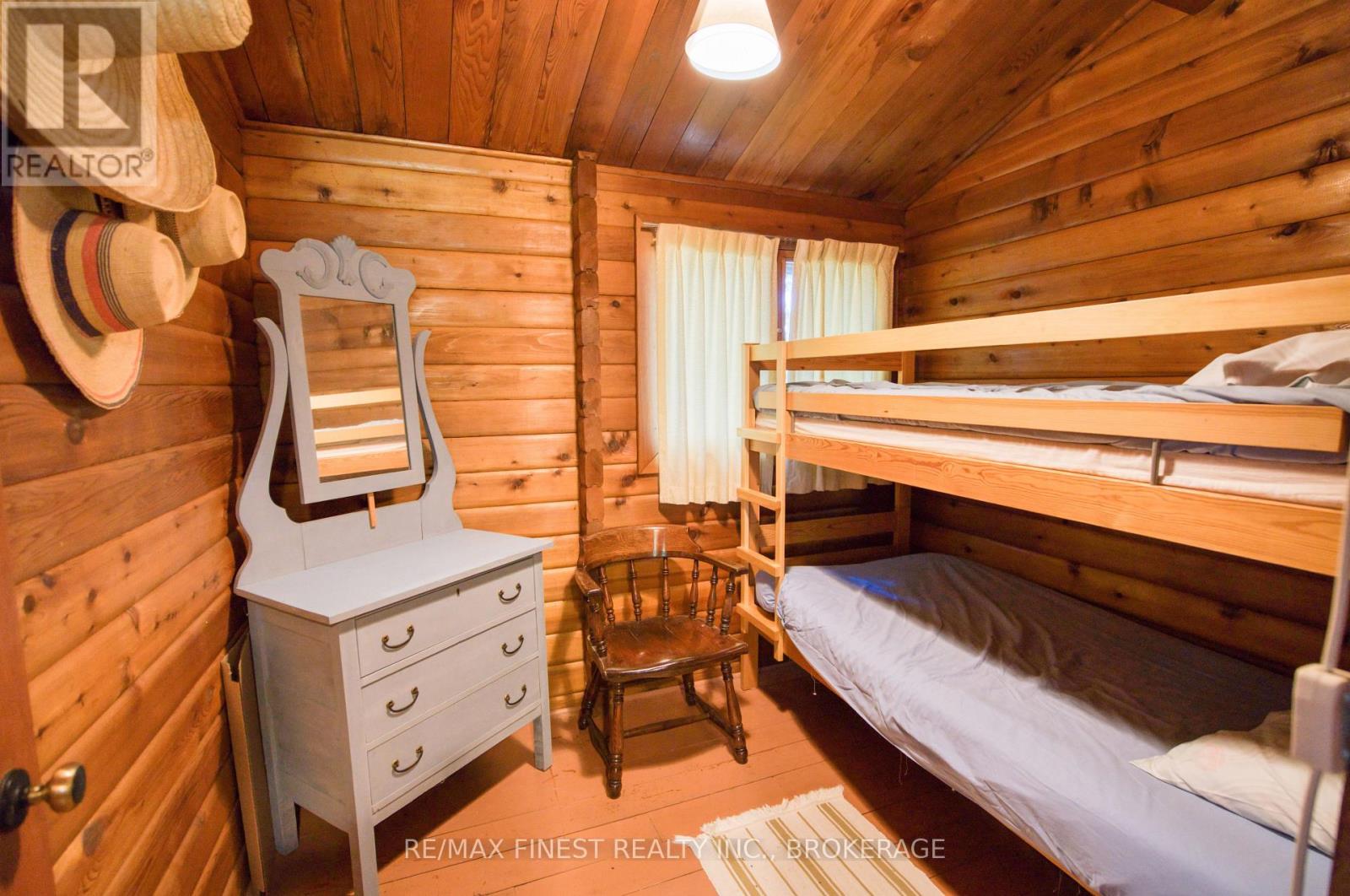 1029 OAK LANE NORTH - 10